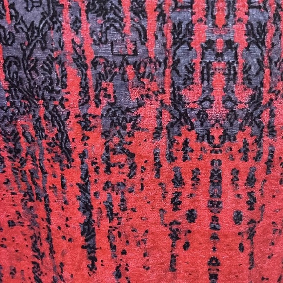 Noracora Top - Picture 2 of 4